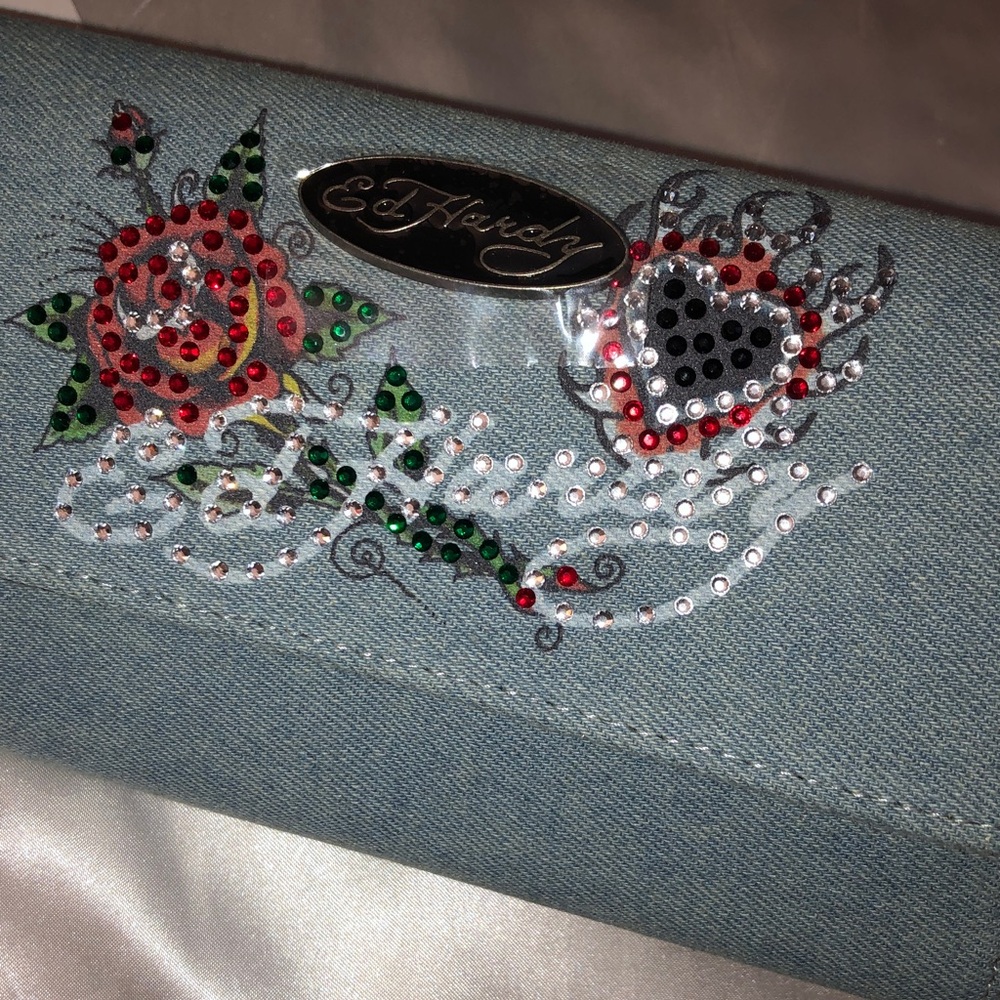 Ed Hardy Denim Blue Flap Wallet Rose & Flaming Heart Rhinestone Accents NWT - Picture 10 of 16